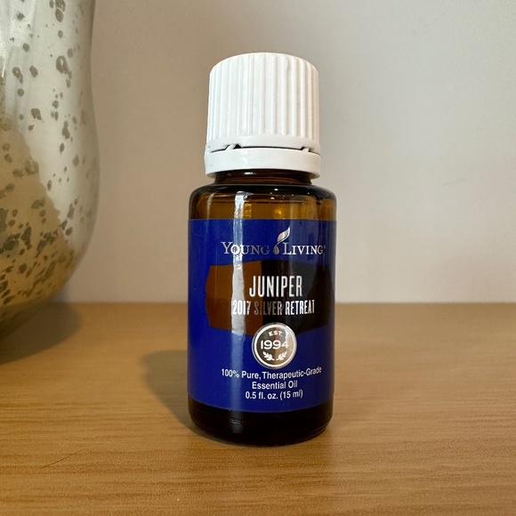 Juniper 15 ml Essential Oil - Picture 2 of 2
